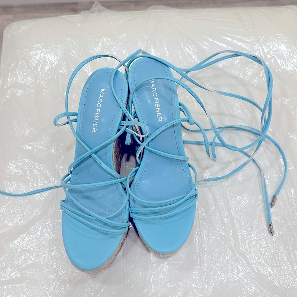 MARCFISHER LIGHT BLUE WEDGE . NWT.